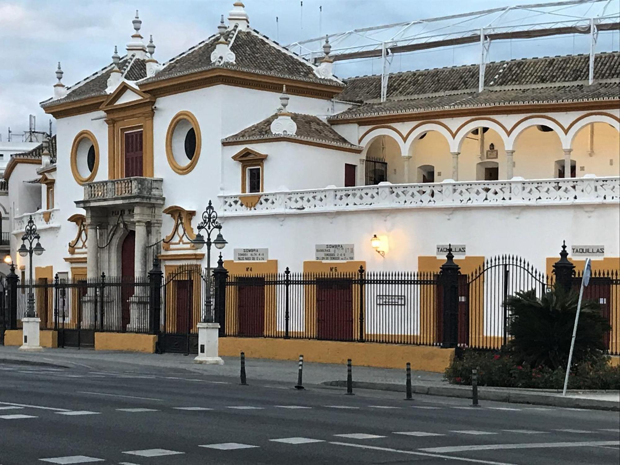 Ad21Sevilla - Suite Sevilha Exterior foto